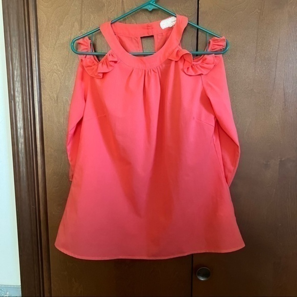a’reve Junior’s Large Coral Cold Shoulder Top